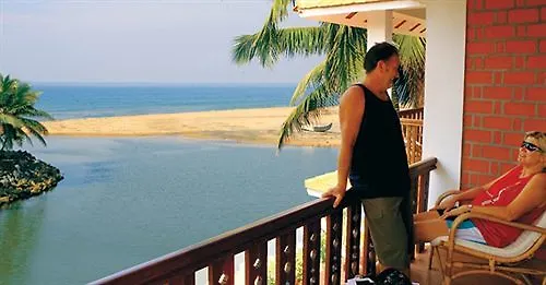 Beach And Lake Ayurvedic Resort, Kovalam Hindistan