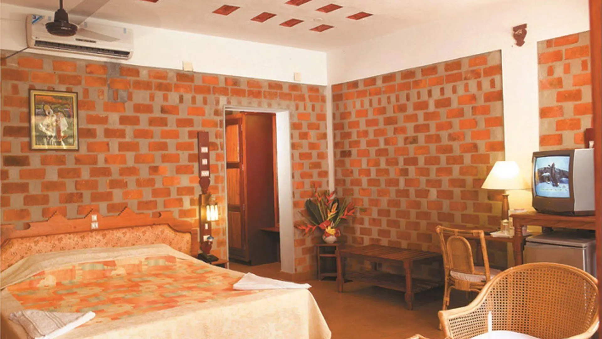 Beach And Lake Ayurvedic Resort, Kovalam Resort
