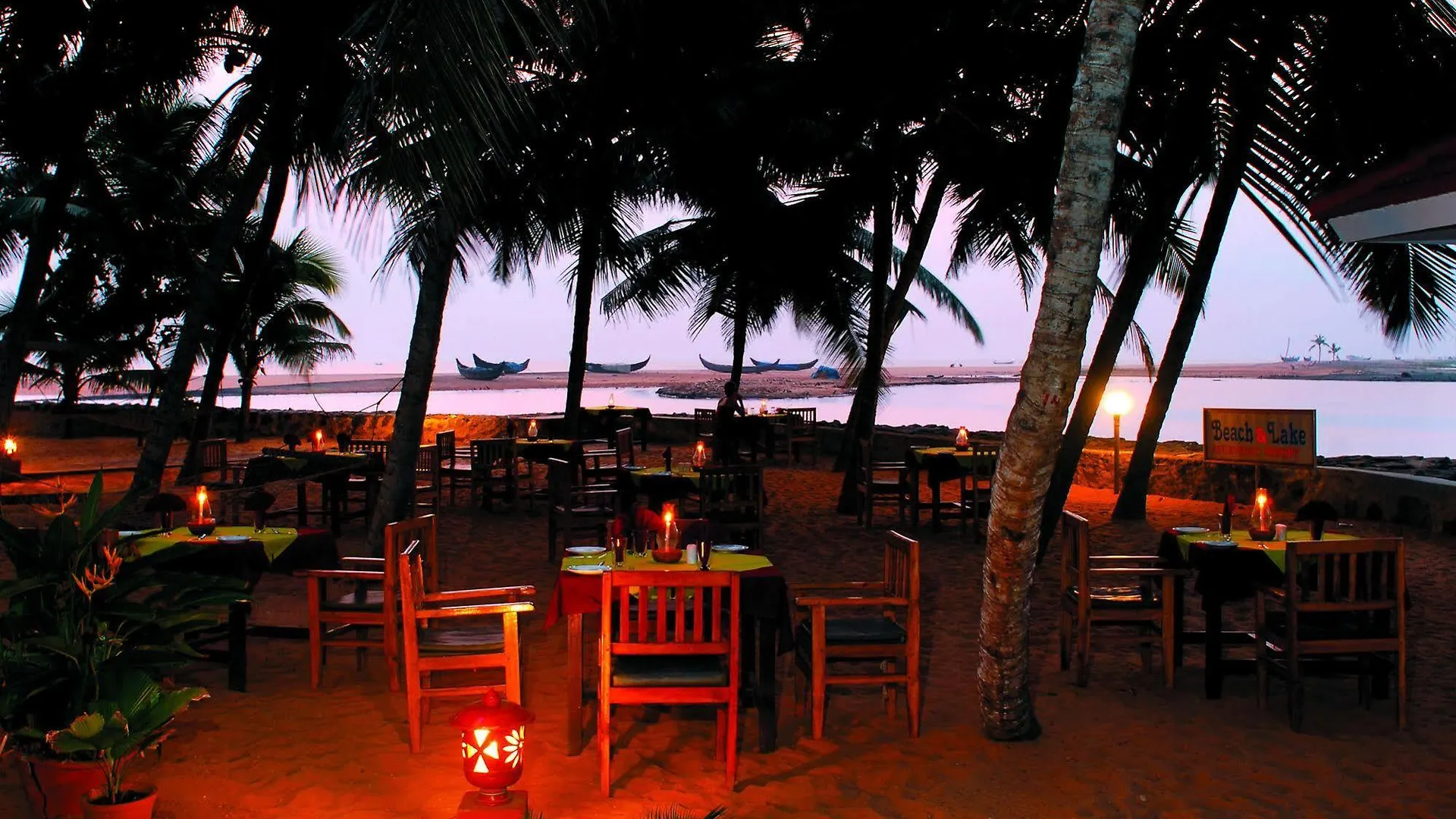 Beach And Lake Ayurvedic Resort, Kovalam 3*,  Hindistan