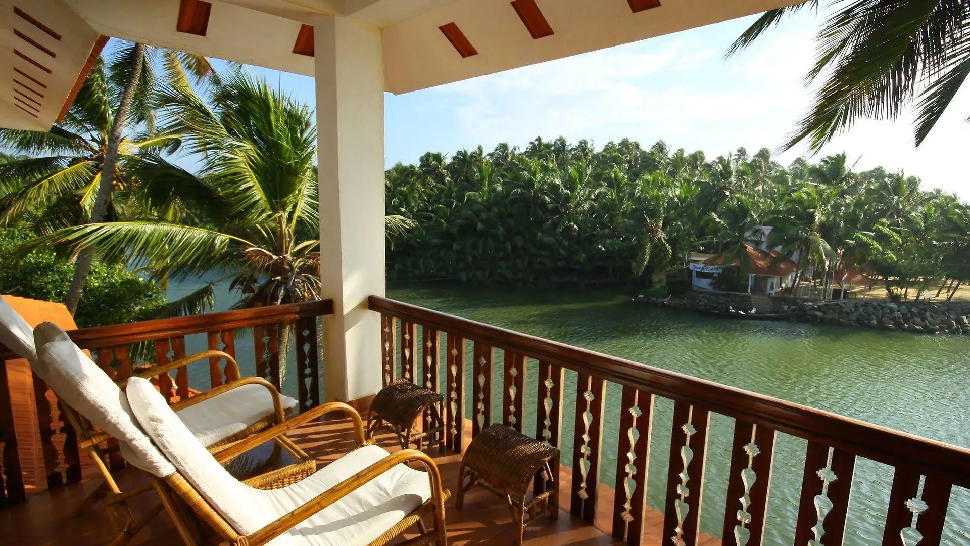 Beach And Lake Ayurvedic Resort, Kovalam Resort